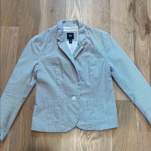 GAP Gray and White Womens Blazer Classic Tailored Design - Seersucker. Size 6